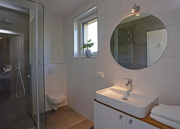 Hisa Stolc بيت للعطل