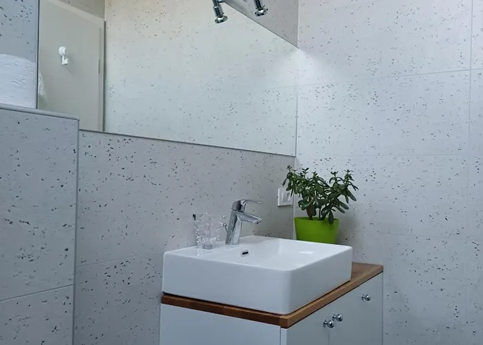 بيت للعطل Hisa Stolc *