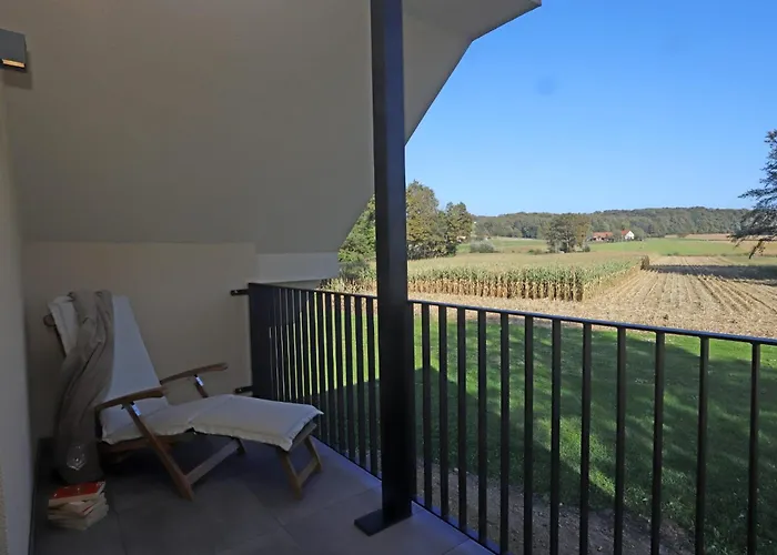 Hisa Stolc بيت للعطل *